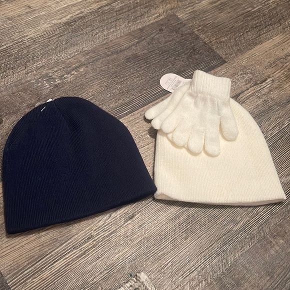 Hat set - Picture 1 of 5